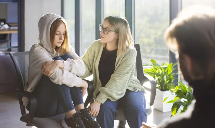authentic-group-therapy-meeting-min